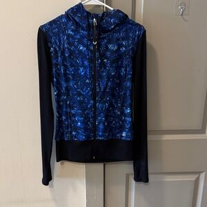 ALO Yoga Blue Leaf Pattern Hooded Jacket